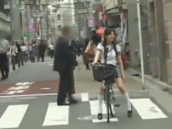 バイブ自転車で散歩 - 動画 - 無修正アダルト動画共有 エロビデオネット(1)